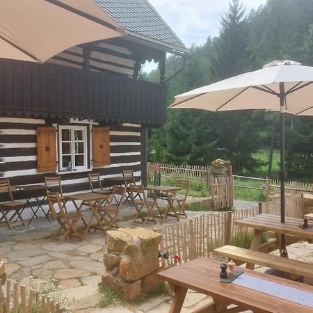 Hlucov Lesni Chalupa Kokorin Exterior foto